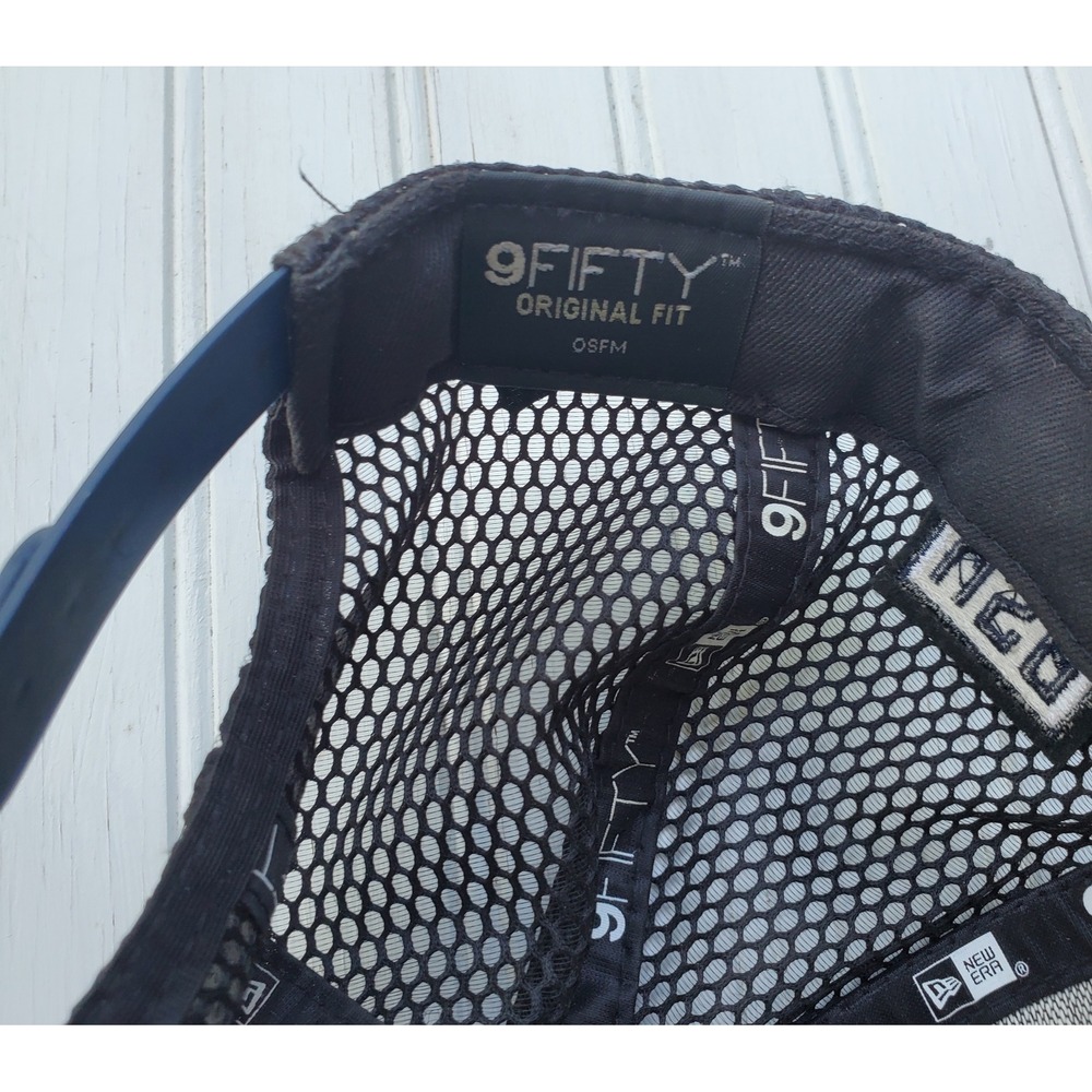New Era 9FIFTY USA Soccer Snapback Hat Navy Blue Mesh Trucker Cap OSFM - Picture 2 of 7